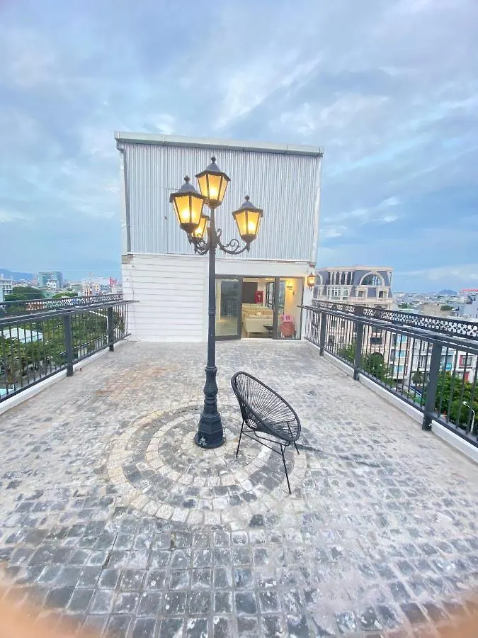 Goodtech Luxury Hotel & Apartment Đà Nẵng 3*,
