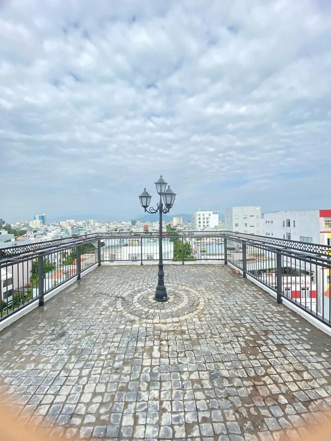 Goodtech Luxury Hotel & Apartment Da Nang 3*,